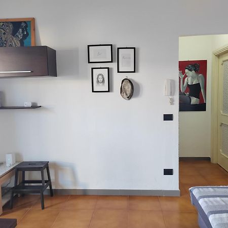 Home Of Fame - Home Gallery With Fully Equipped Kitchen, Separate Entrance, Free Parking Olbia Exterior foto