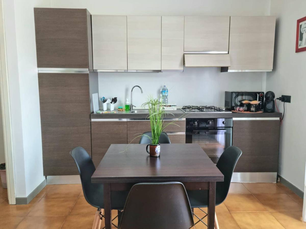 Home Of Fame - Home Gallery With Fully Equipped Kitchen, Separate Entrance, Free Parking Olbia Exterior foto