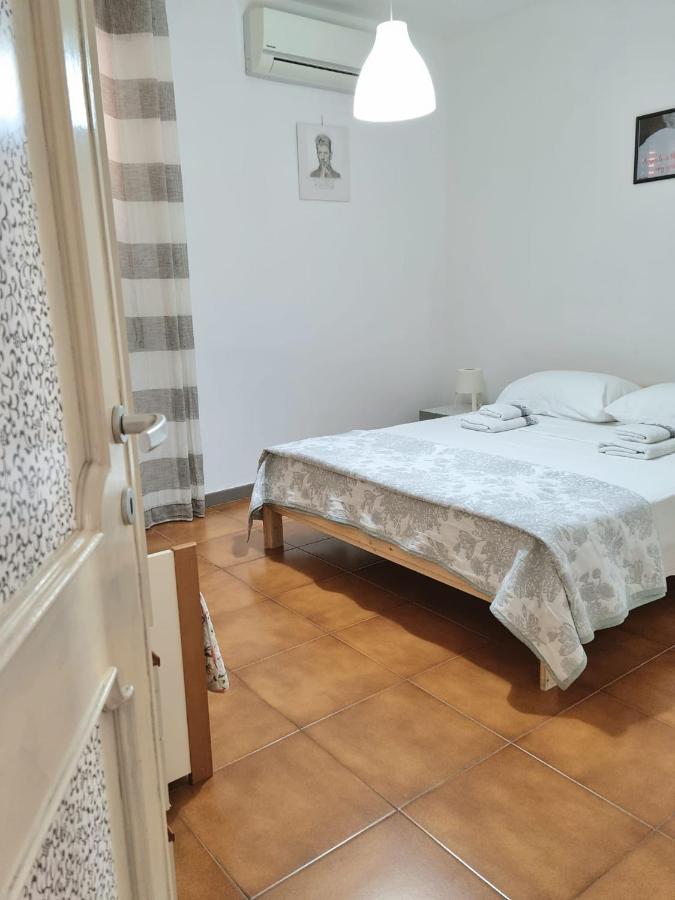 Home Of Fame - Home Gallery With Fully Equipped Kitchen, Separate Entrance, Free Parking Olbia Exterior foto